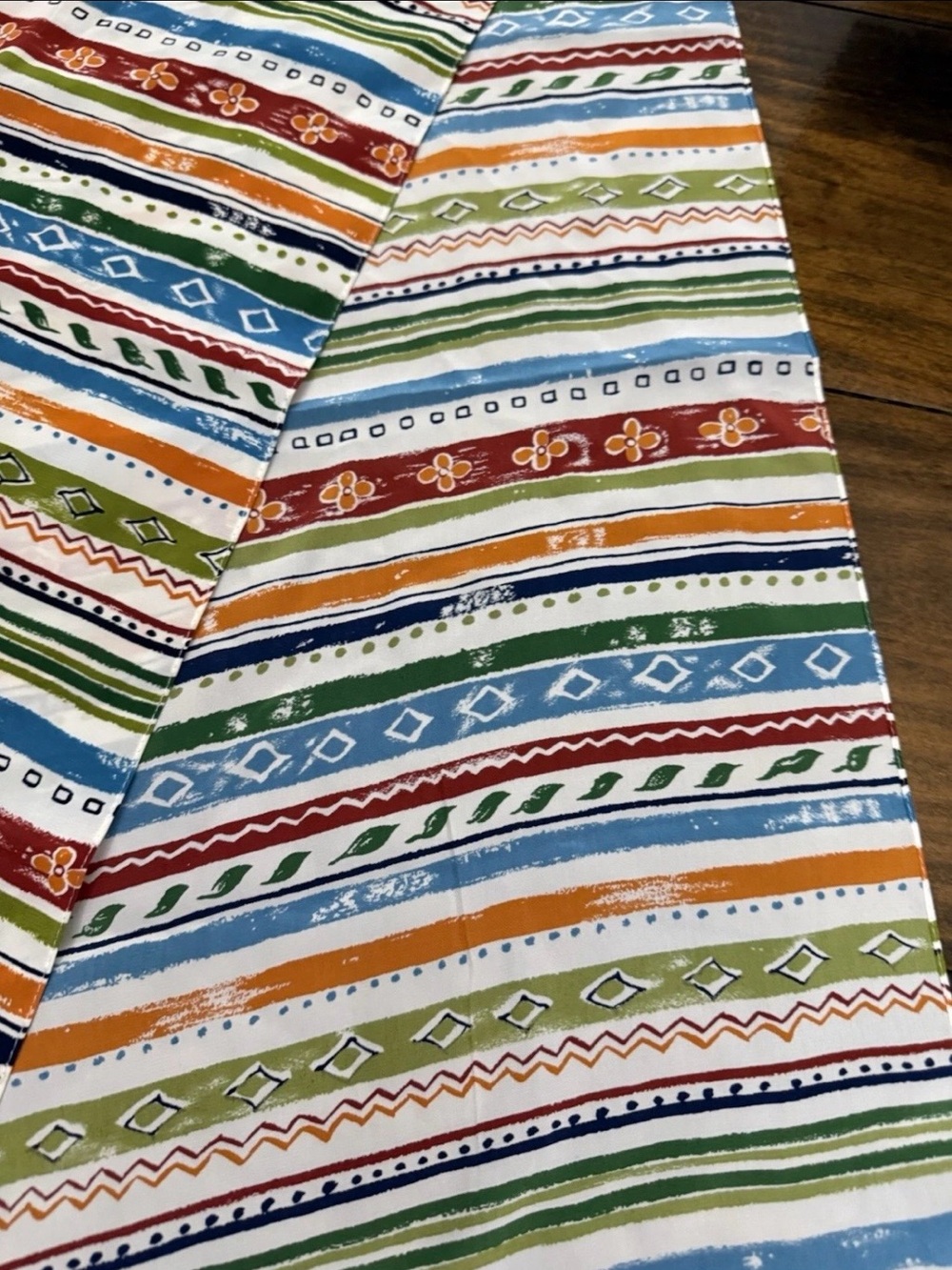 Talbots Silk Scarf 🧣 Striped Multicolor Scarf with Folk-Inspired Pattern - Picture 6 of 6